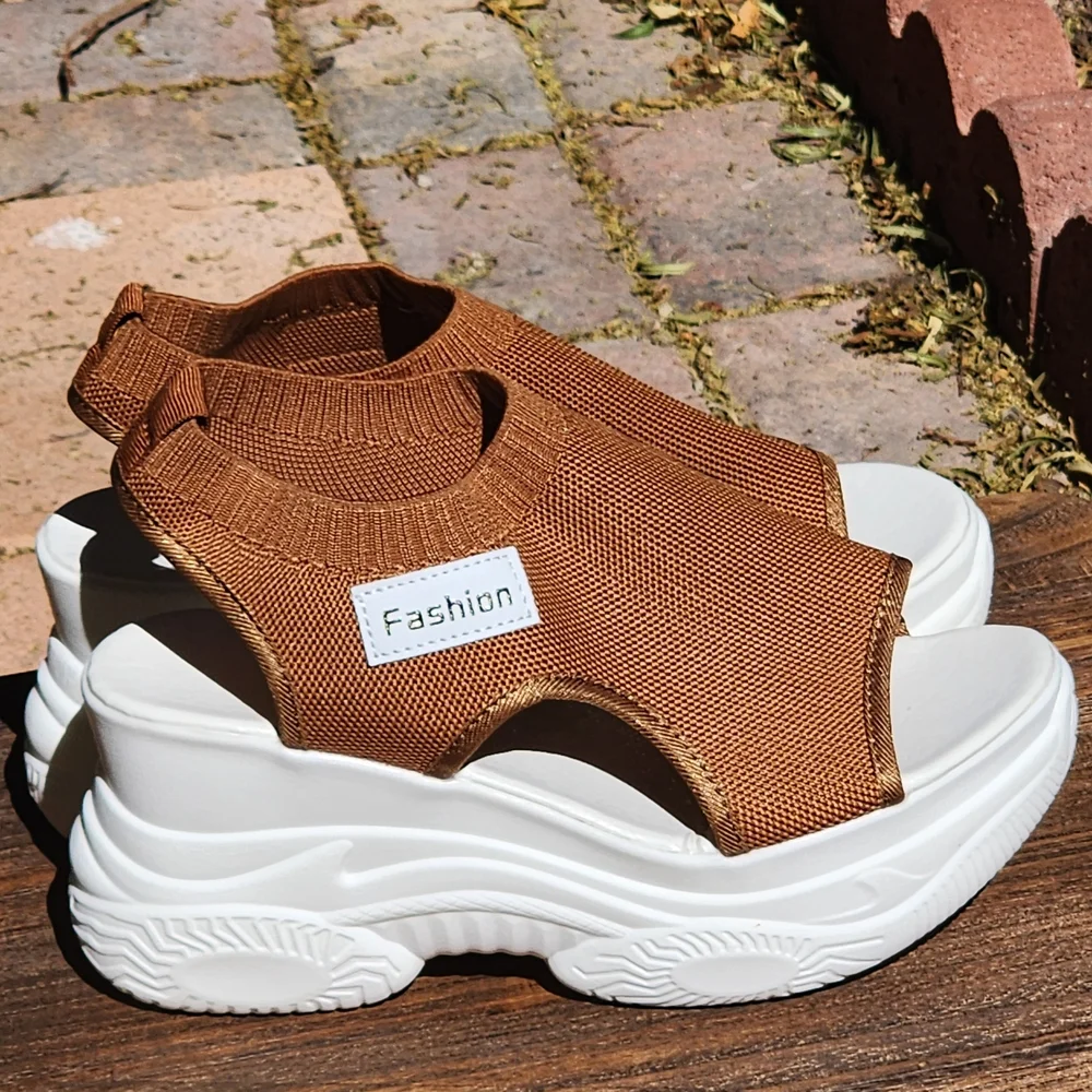 Women's Tan Knit Platform Wedge Sandals - Chunky White Sole Open Toe - Size 9.5